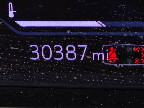 Used 2023 Cadillac Escalade V image 33