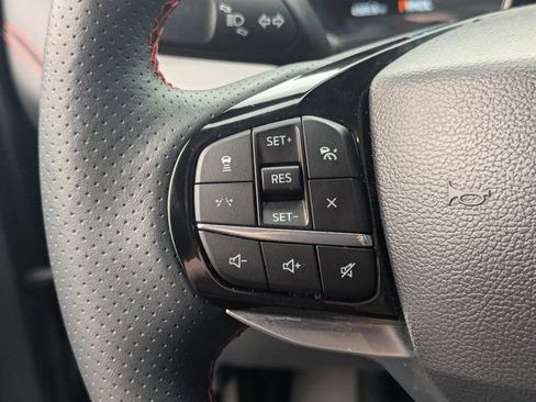 Used 2025 Ford Explorer ST-Line w/ ST-Line Street Pack image 18