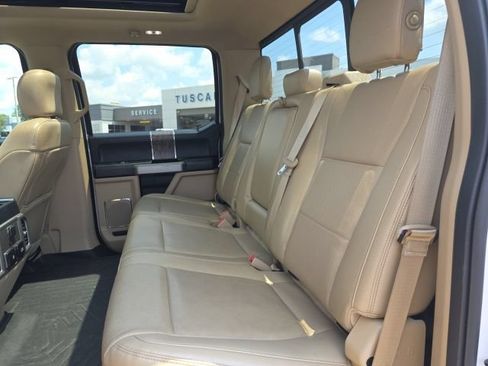 Used 2018 Ford F250 Lariat w/ Lariat Ultimate Package AWD/4WD image 10