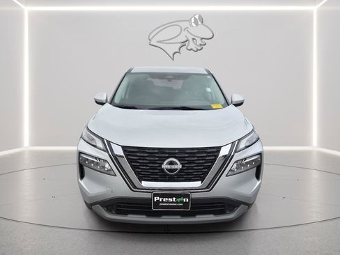 Used 2022 Nissan Rogue SV image 8