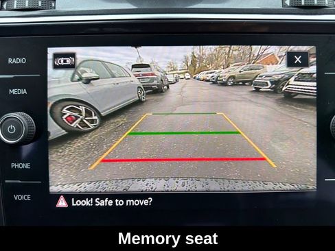 Used 2022 Volkswagen Tiguan SEL R-Line image 13