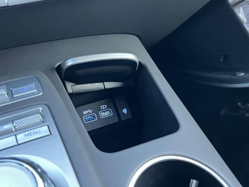 New 2025 Genesis Electrified GV70 w/ Prestige Package AWD/4WD image 33
