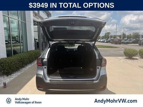 Used 2023 Subaru Outback Premium w/ Popular Package #1 AWD/4WD image 8