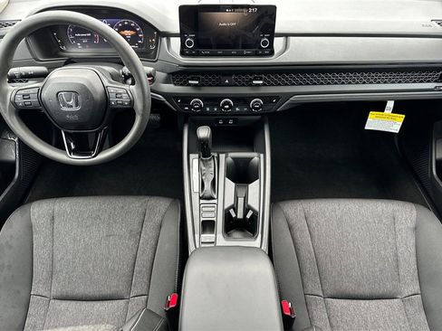 Certified 2025 Honda Accord SE image 12