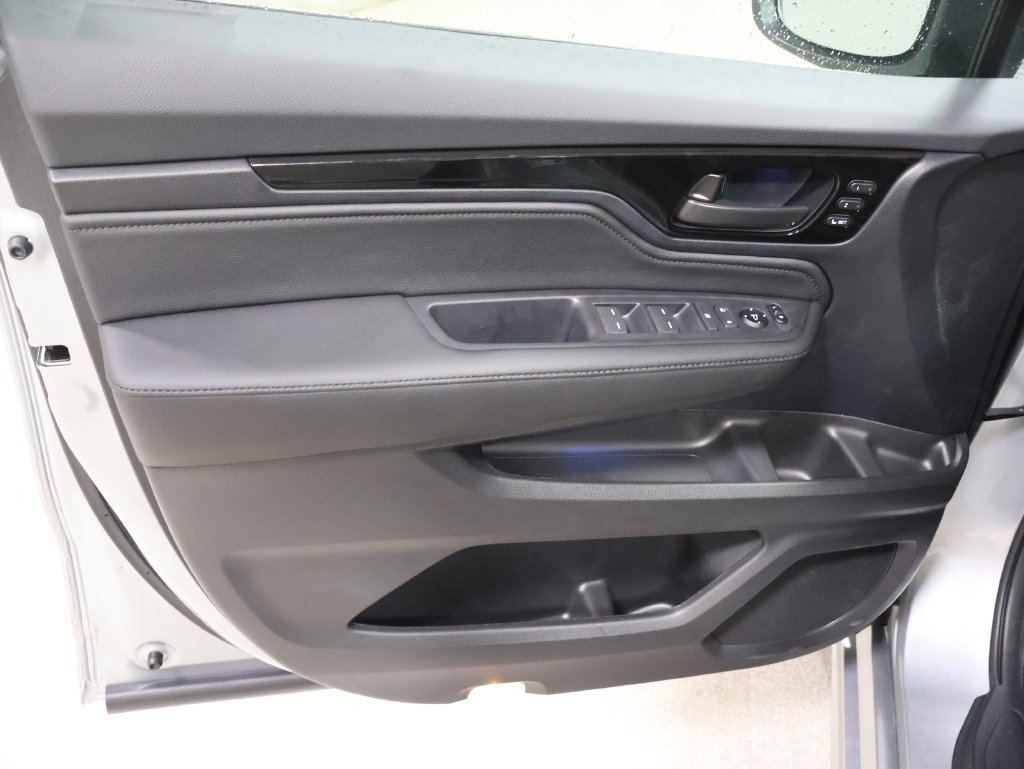 New 2027 Honda Odyssey Touring image 8