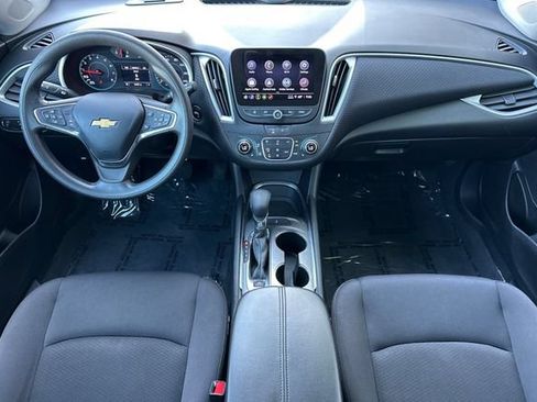 Used 2023 Chevrolet Malibu LT FWD image 15