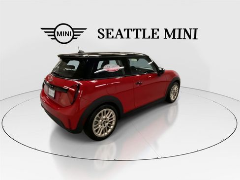 Certified 2025 MINI Cooper S image 11