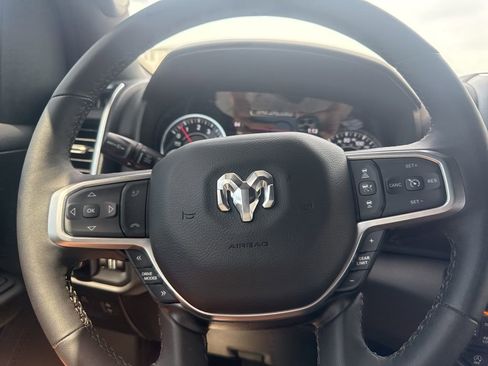 Used 2025 RAM 1500 Big Horn AWD/4WD image 22