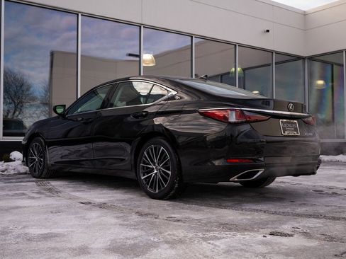 Used 2024 Lexus ES 350 w/ Premium Package image 4