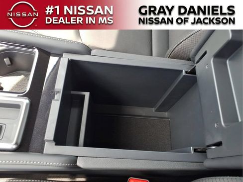 New 2026 Nissan Pathfinder SL FWD image 20