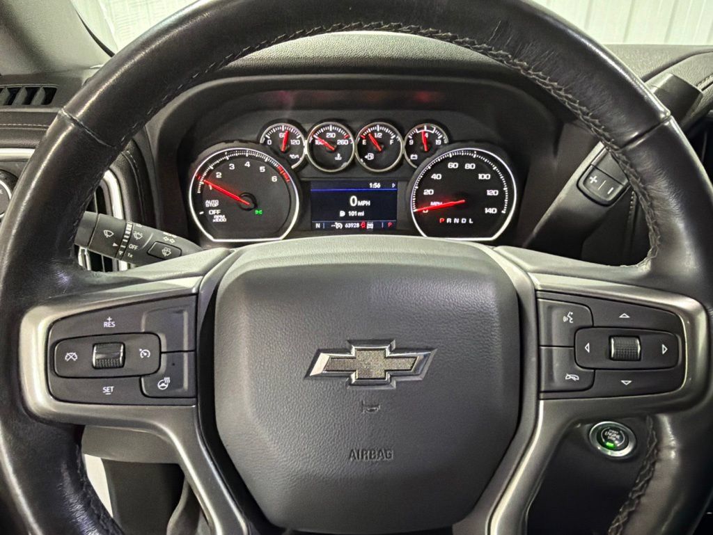 Certified 2022 Chevrolet Silverado 1500 RST AWD/4WD image 23