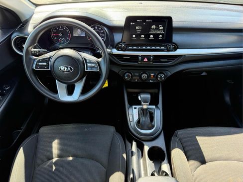 Used 2021 Kia Forte LXS FWD image 16