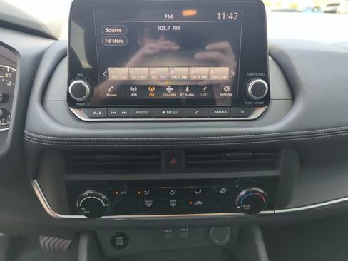 Certified 2025 Nissan Rogue S FWD image 35