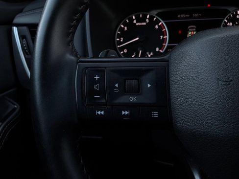 Used 2025 Nissan Rogue SV AWD/4WD image 37