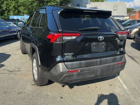 Used 2019 Toyota RAV4 LE w/ All Weather Liner Package AWD/4WD image 7