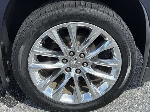 Used 2019 Cadillac Escalade ESV Luxury AWD/4WD image 34