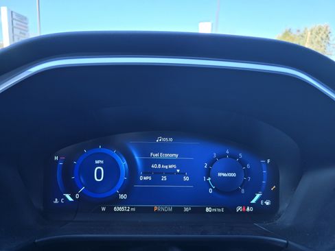 Used 2020 Ford Escape Titanium image 17