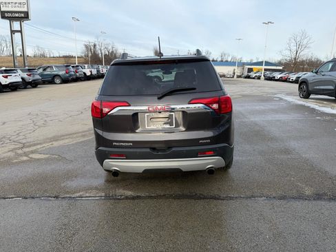 Used 2018 GMC Acadia SLT w/ LPO, Cargo Package image 4