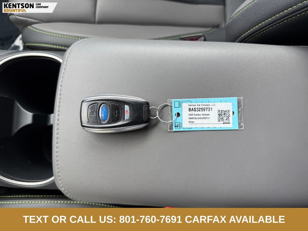 Used 2025 Subaru Outback Onyx Edition AWD/4WD image 33