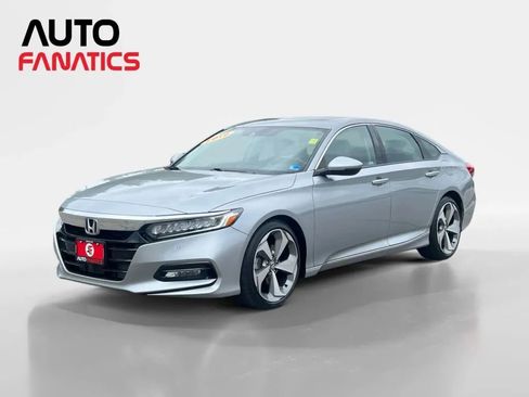 Used 2019 Honda Accord Touring image 1