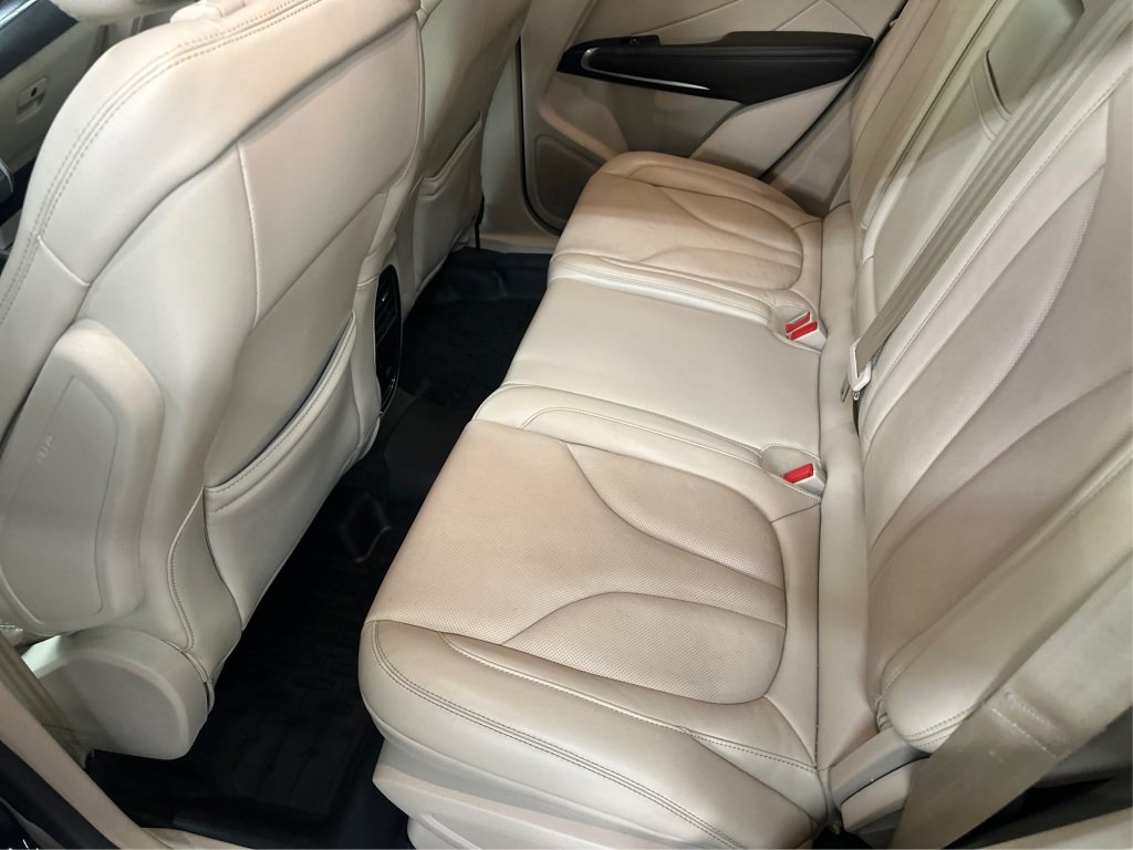 Used 2019 Lincoln MKC Reserve w/ MKC Climate Package AWD/4WD image 12