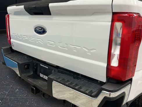 Used 2024 Ford F250 XLT AWD/4WD image 34