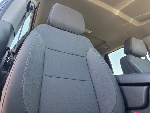 Used 2025 Chevrolet Silverado 1500 LT RWD image 24