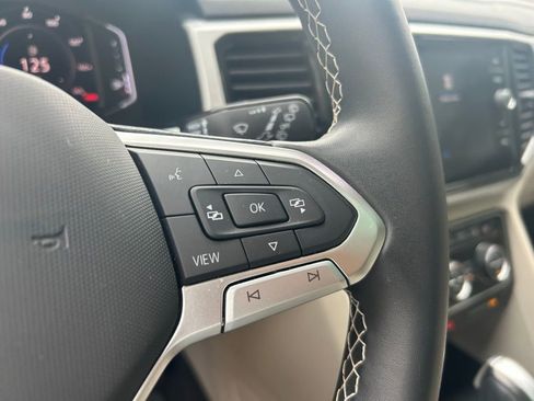 Used 2023 Volkswagen Atlas SE w/ Panoramic Sunroof Package image 21