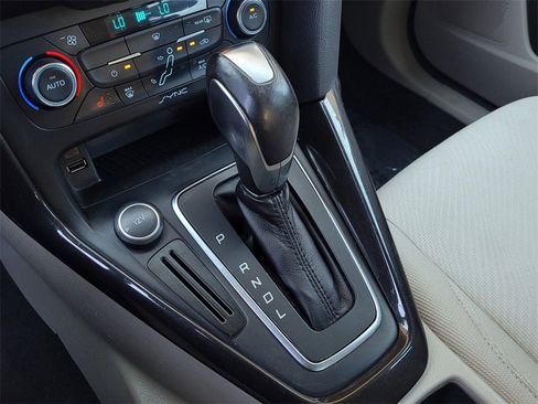 Used 2015 Ford Focus Electric Hatchback image 18