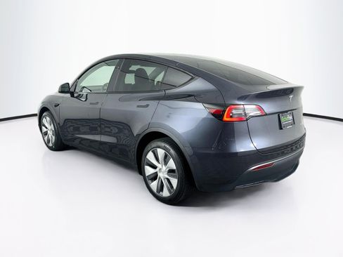 Used 2024 Tesla Model Y Long Range AWD/4WD image 5