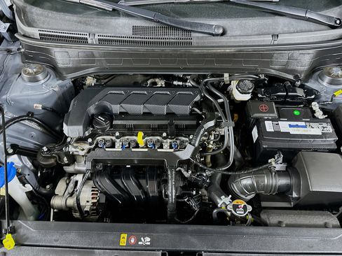 Used 2023 Hyundai Venue SEL w/ Cargo Package image 32