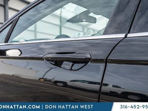 Used 2020 Ford Fusion SE w/ Fleet SE Value Package image 28