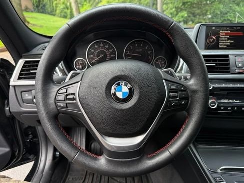Used 2017 BMW 330i Sedan RWD image 13