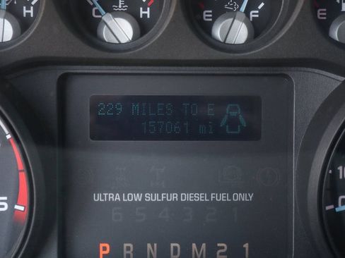 Used 2016 Ford F650 2WD Crew Cab Super Duty image 23