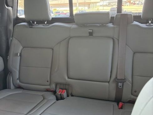 Used 2020 GMC Sierra 1500 SLT image 7