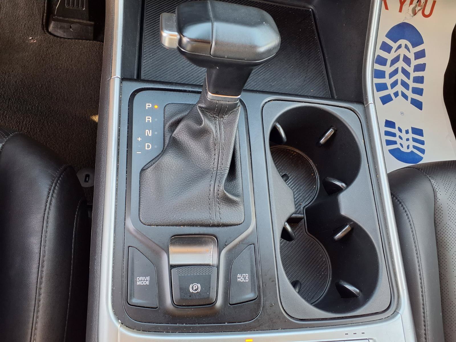 Used 2025 Kia Carnival FWD image 17