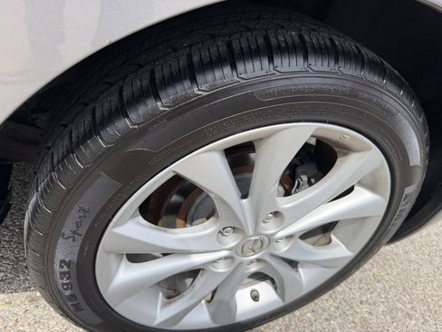 Used 2010 MAZDA MAZDA3 s Sport FWD image 22