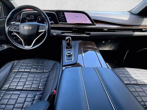 Used 2023 Cadillac Escalade Sport Platinum RWD image 16