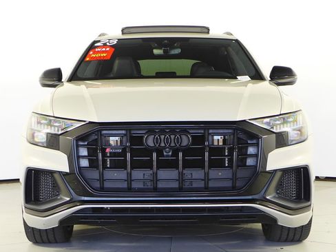 Used 2023 Audi SQ8 Premium Plus w/ SQ8 Luxury Package AWD/4WD image 3