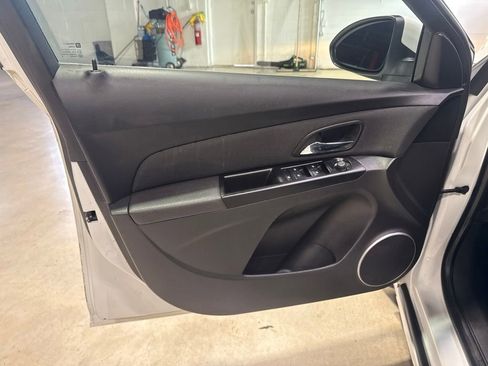Used 2014 Chevrolet Cruze LT w/ All-Star Edition FWD image 24