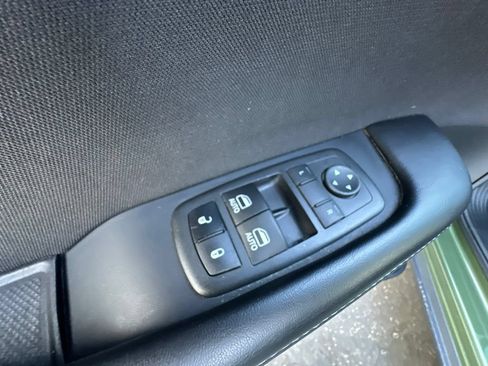 Used 2022 Dodge Challenger R/T RWD image 20