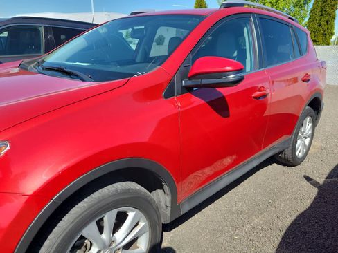 Used 2015 Toyota RAV4 Limited w/ Technology Package image 2