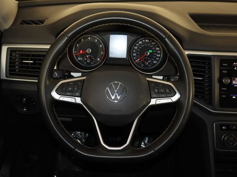 Used 2021 Volkswagen Atlas SE image 32