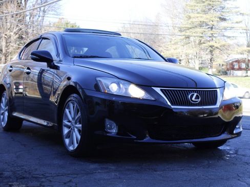 Used 2009 Lexus IS 250 AWD image 3