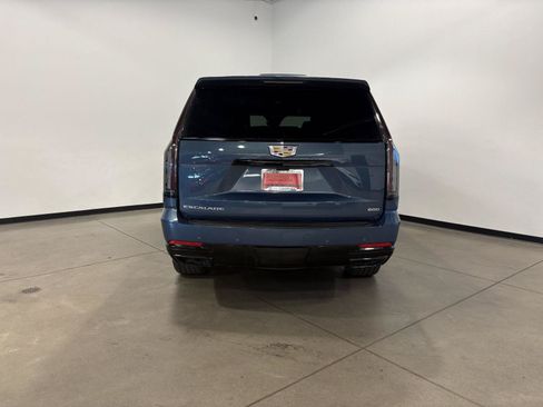 Used 2025 Cadillac Escalade Sport w/ Touring Package AWD/4WD image 4