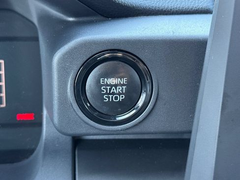 Used 2024 Toyota Tacoma SR RWD image 17