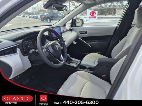 New 2026 Toyota Corolla Cross LE image 10