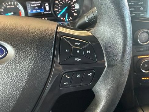Used 2017 Ford Explorer FWD image 17