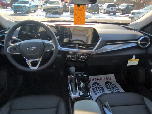 New 2026 Chevrolet Trax ACTIV w/ Driver Confidence Package image 21