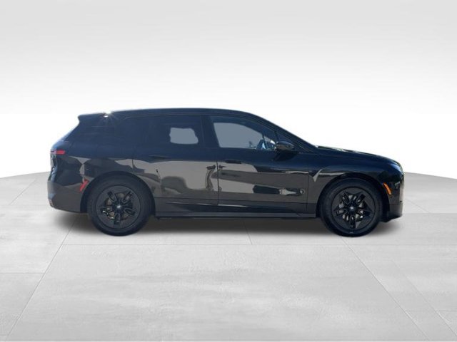 Certified 2024 BMW iX xDrive50 w/ Premium Package AWD/4WD image 10